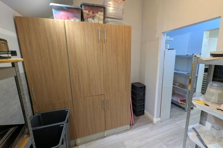 Established Cake Shop - Bootle Photo 8