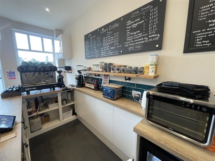 Popular Village Centre Café & Coffee Shop For Sale in Newton Abbot Photo 8