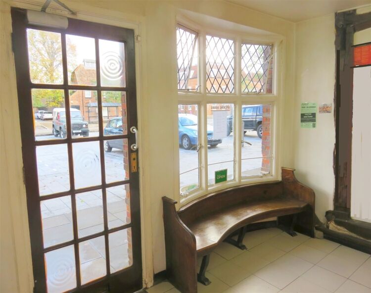 Established fish & chip shop with restaurant, central Baldock Photo 8