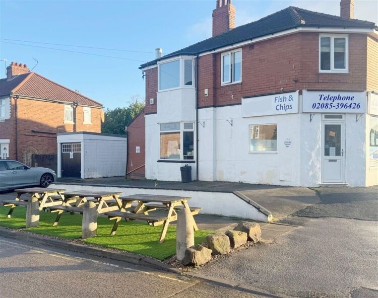 Established fish & chip takeaway, busy York student area Photo 8