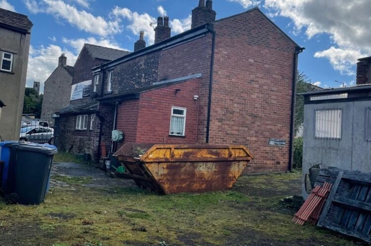 Detached Freehold Property - Mottram