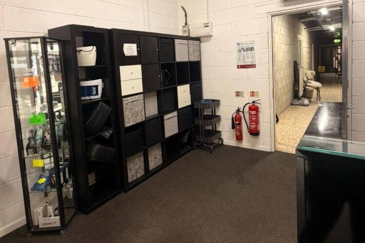 Established Barber Shop - Madeley Photo 8