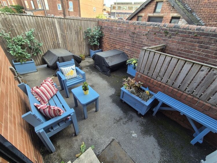 Cafe & Sandwich Bars For Sale in Normanton Photo 8