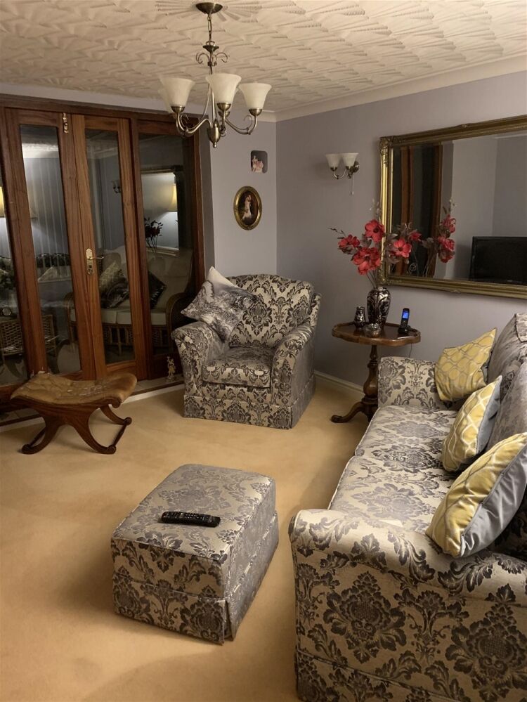 FREEHOLD ARTISAN BAKERY WITH SUPERB PRIVATE APARTMENT IN WOORE Photo 9
