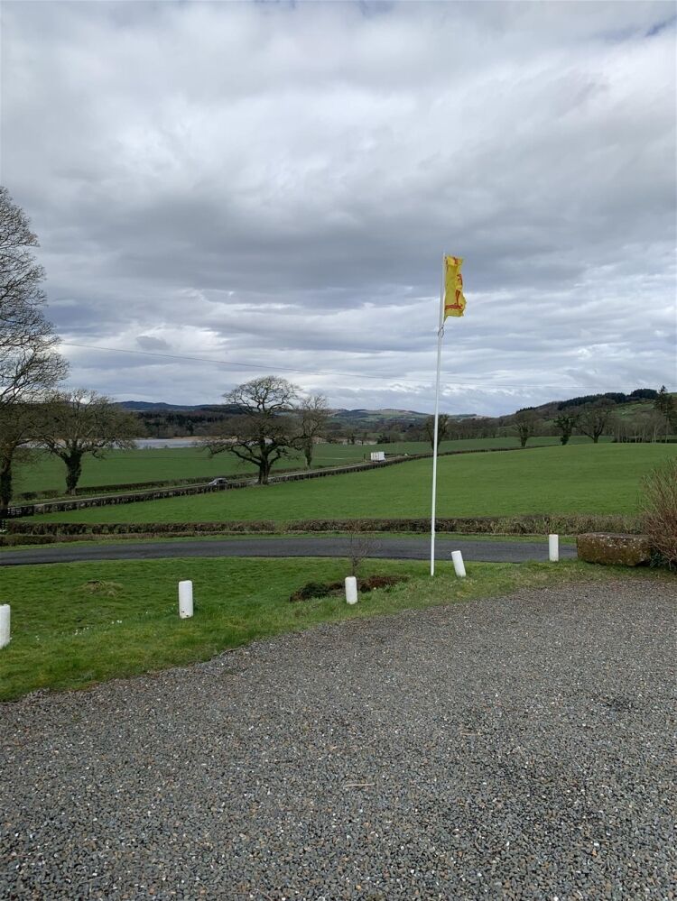 FREEHOLD LICENSED HOTEL/RESTAURANT & FUNCTION VENUE IN 4.5 ACRES NEAR KIRKCUDBRIGHT