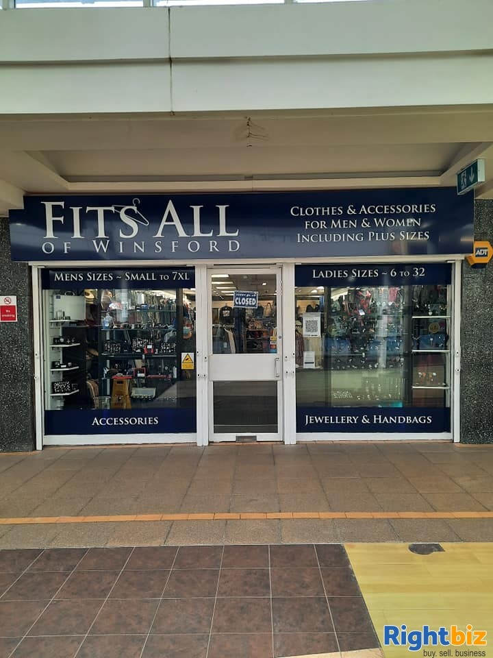 Leasehold clothes shop for sale Winsford Cheshire Photo 9