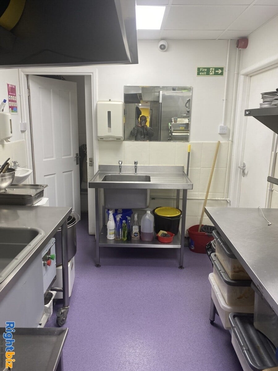 Newly Fitted Chicken, Kebab & Pizza Shop in Warwickshire For Sale Photo 9
