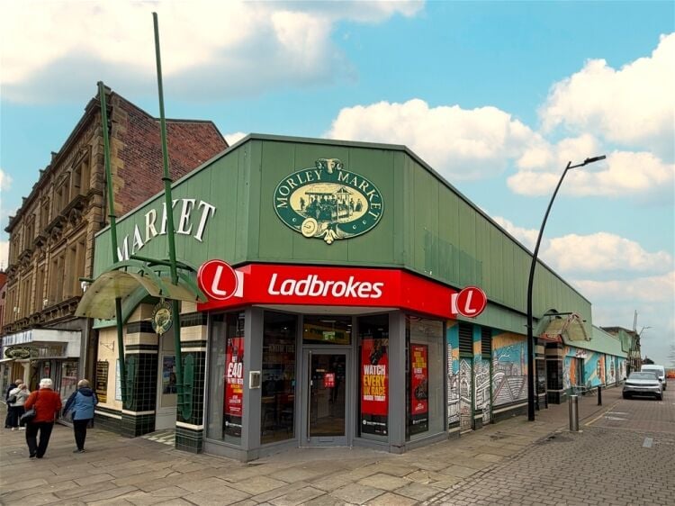 Retail For Sale in Leeds