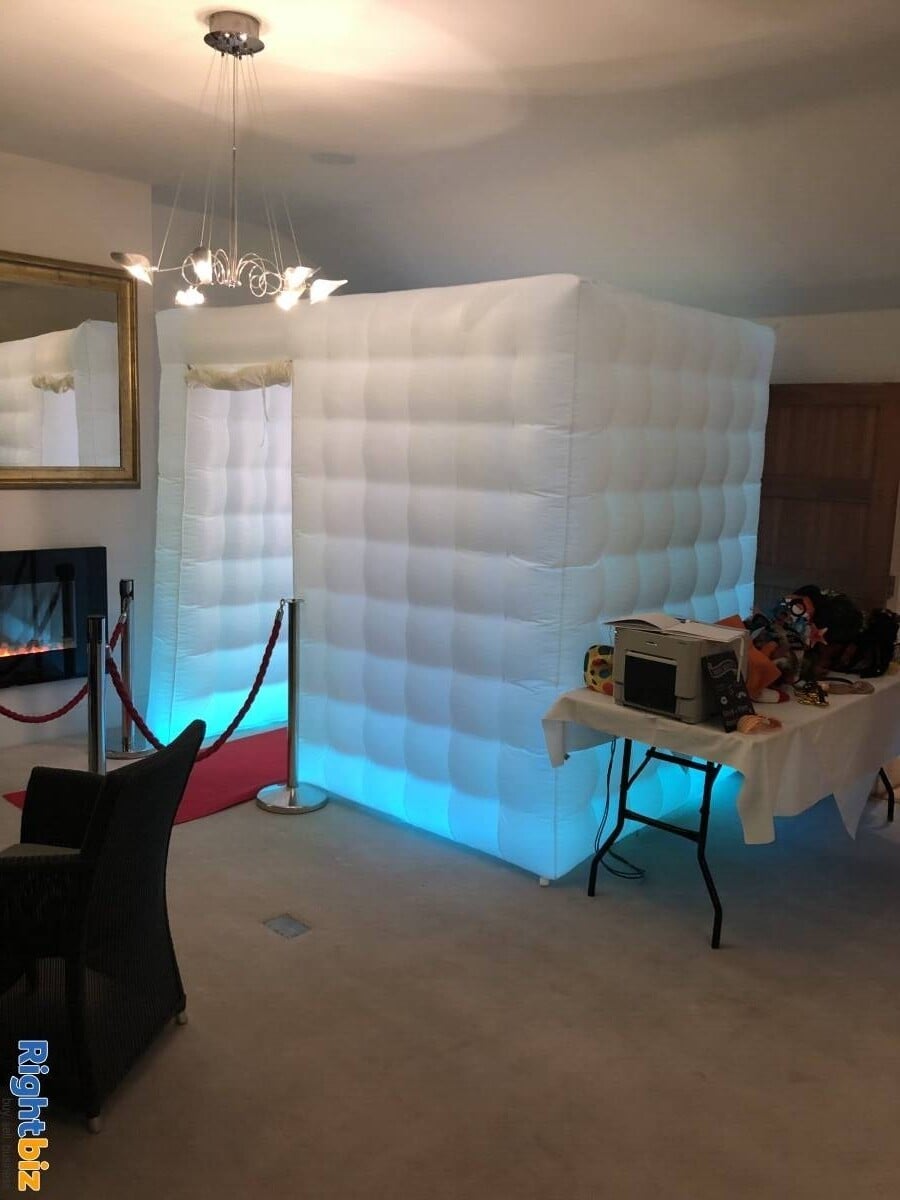 Entertainment company with bookings and equipment Photo 9