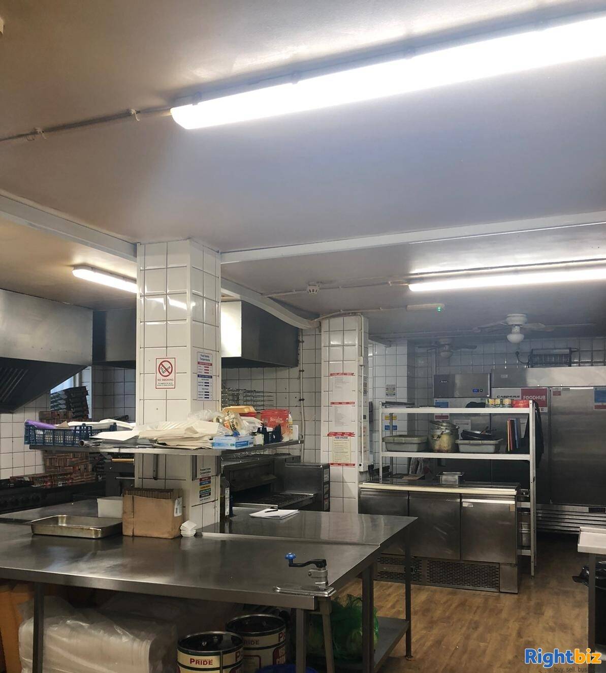 Fully Equipped Italian restaurant and takeaway  in Grimsby Town Centre Photo 9