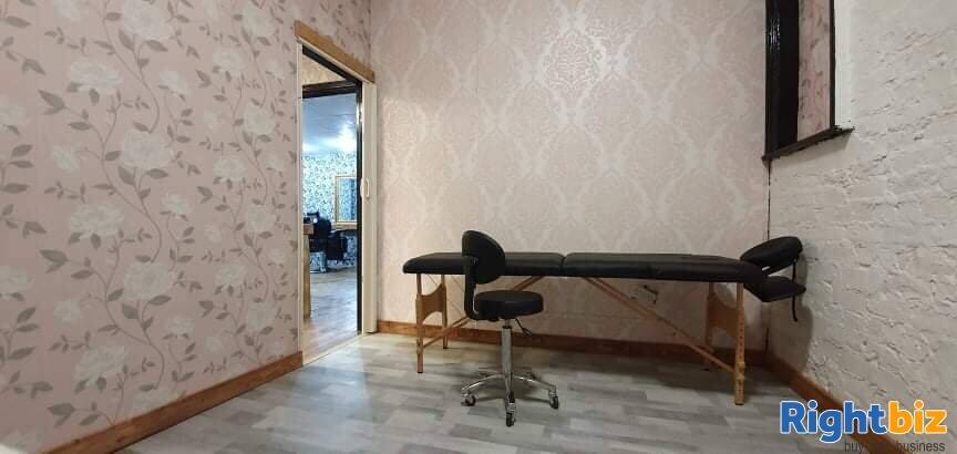 Unisex beauty salon for sale