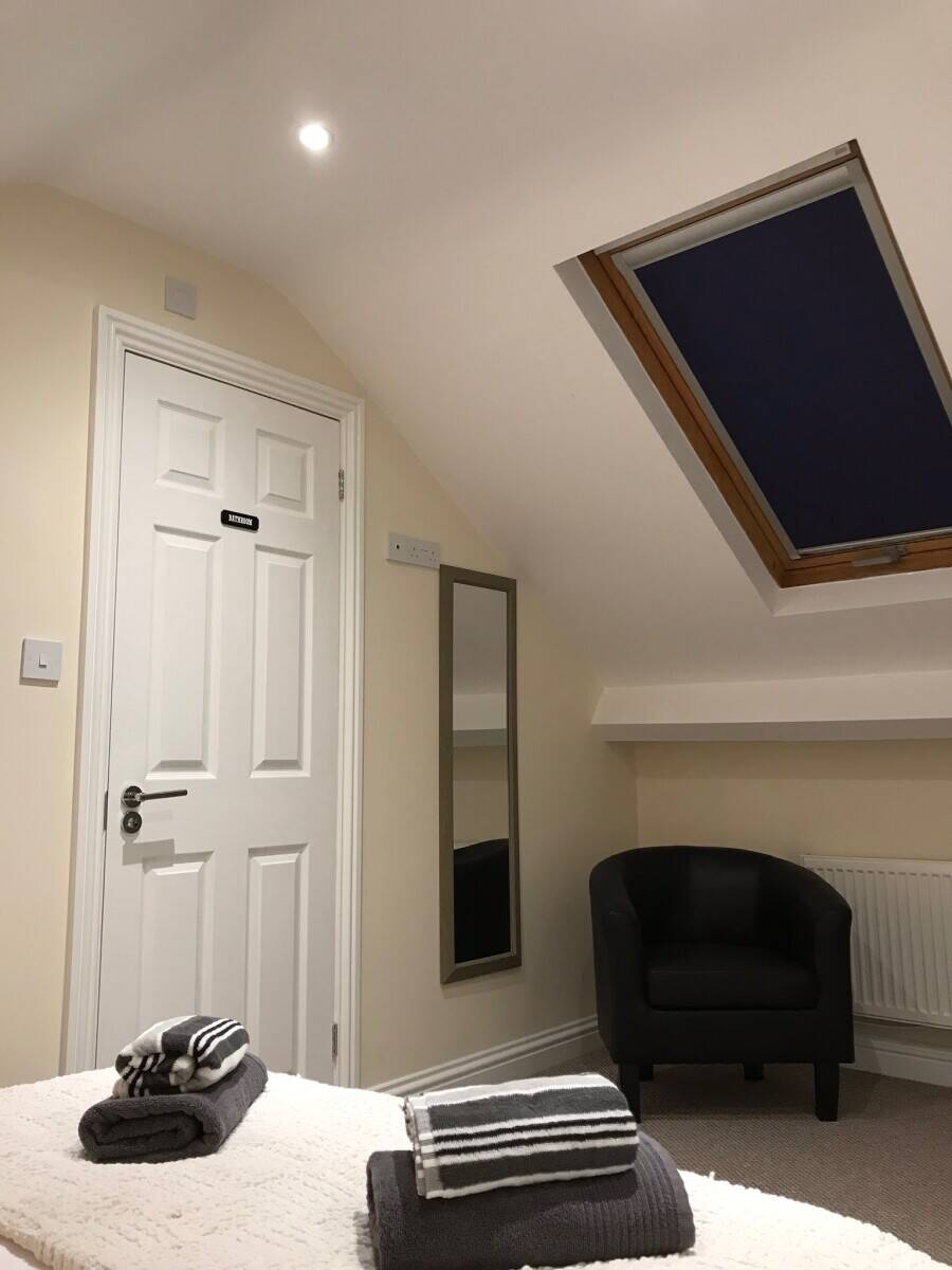 Holiday home with lucrative income producing for sale in Gloucester Photo 9