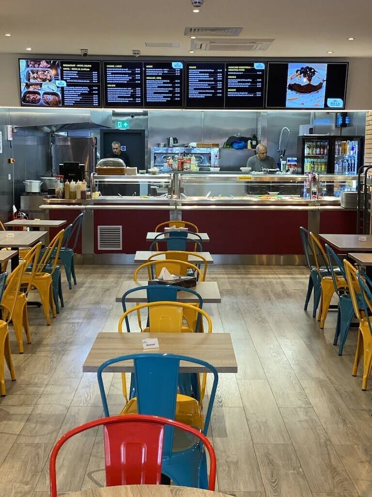 Very good location restaurant for sale in Burnt Oak (Edgware) North London area Photo 9