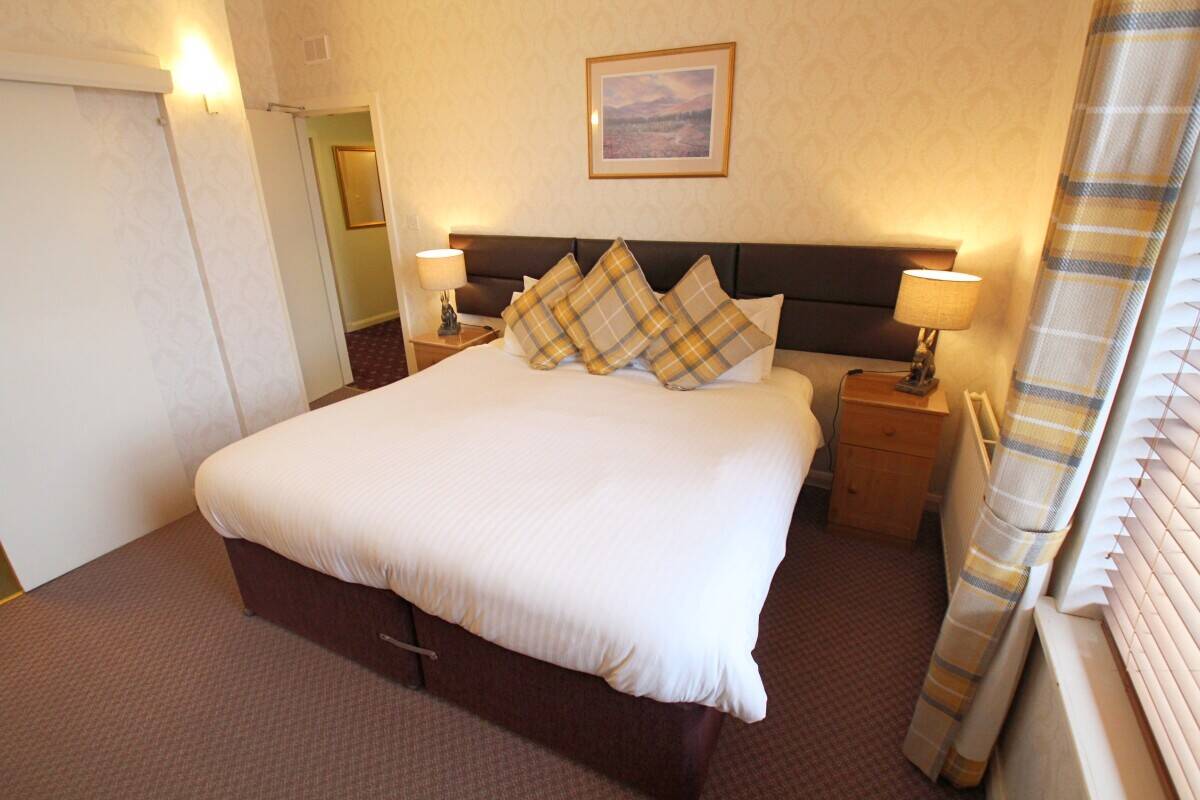 Charming Hotel in Ballater Photo 9