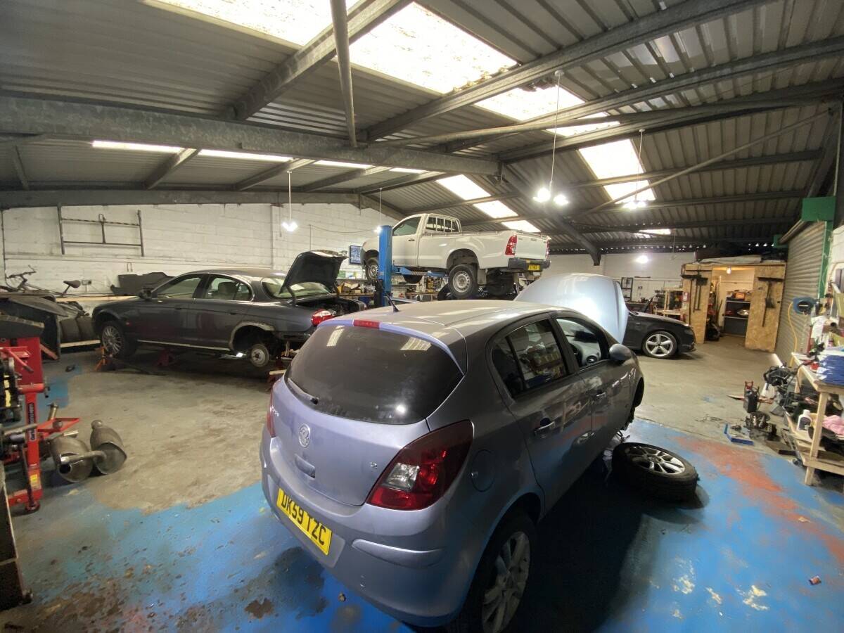 MOT, Service & Repair Garage (Freehold) in Middlesbrough