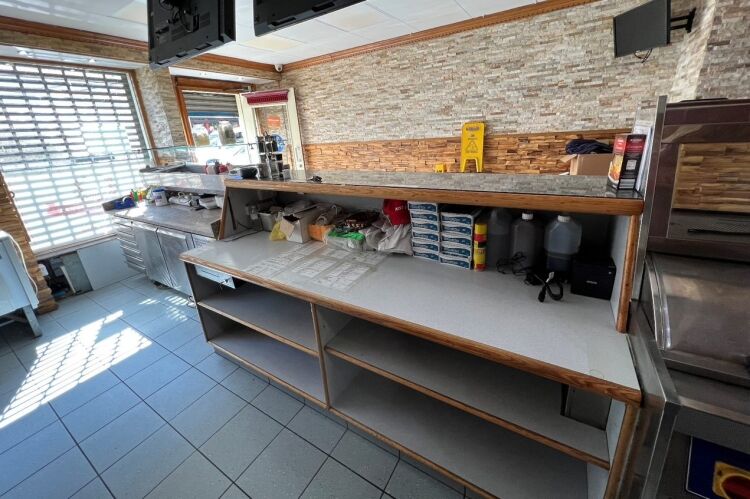 Takeaway Premises To Let - Johnstone