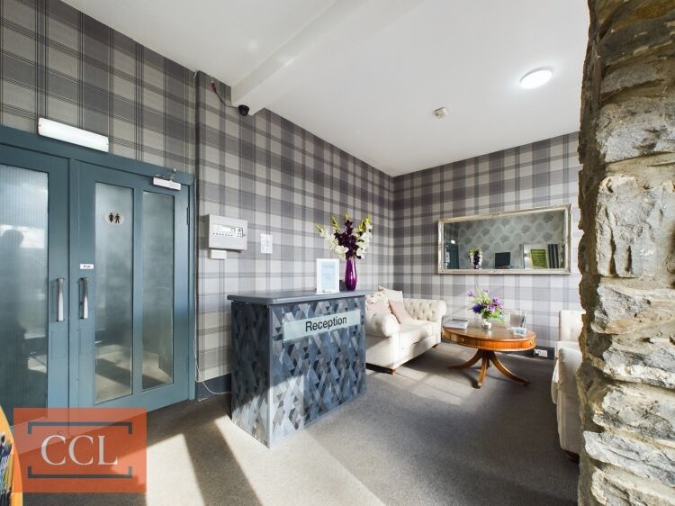 Popular and thriving nine-bedroom hotel in Kingussie