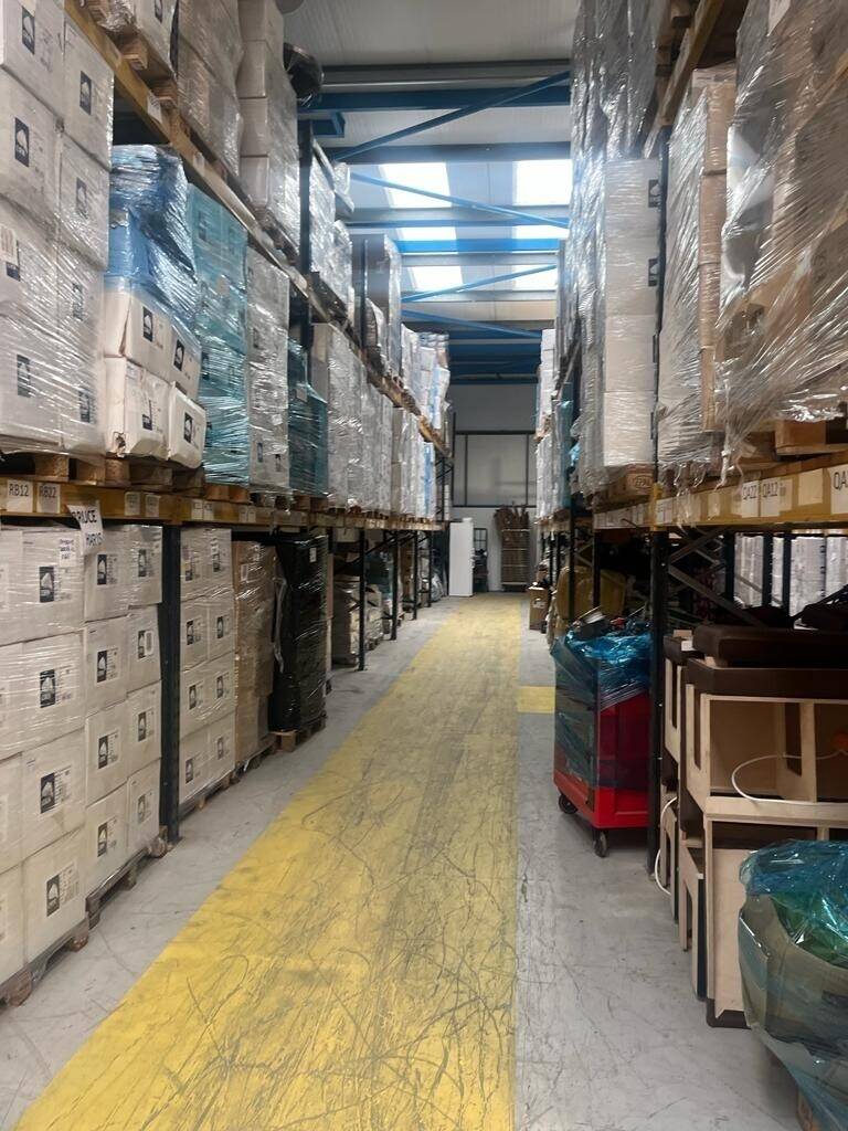 Warehouse/Storage Facility With Yard And Customers In Abingdon, Oxford For Sale Photo 9
