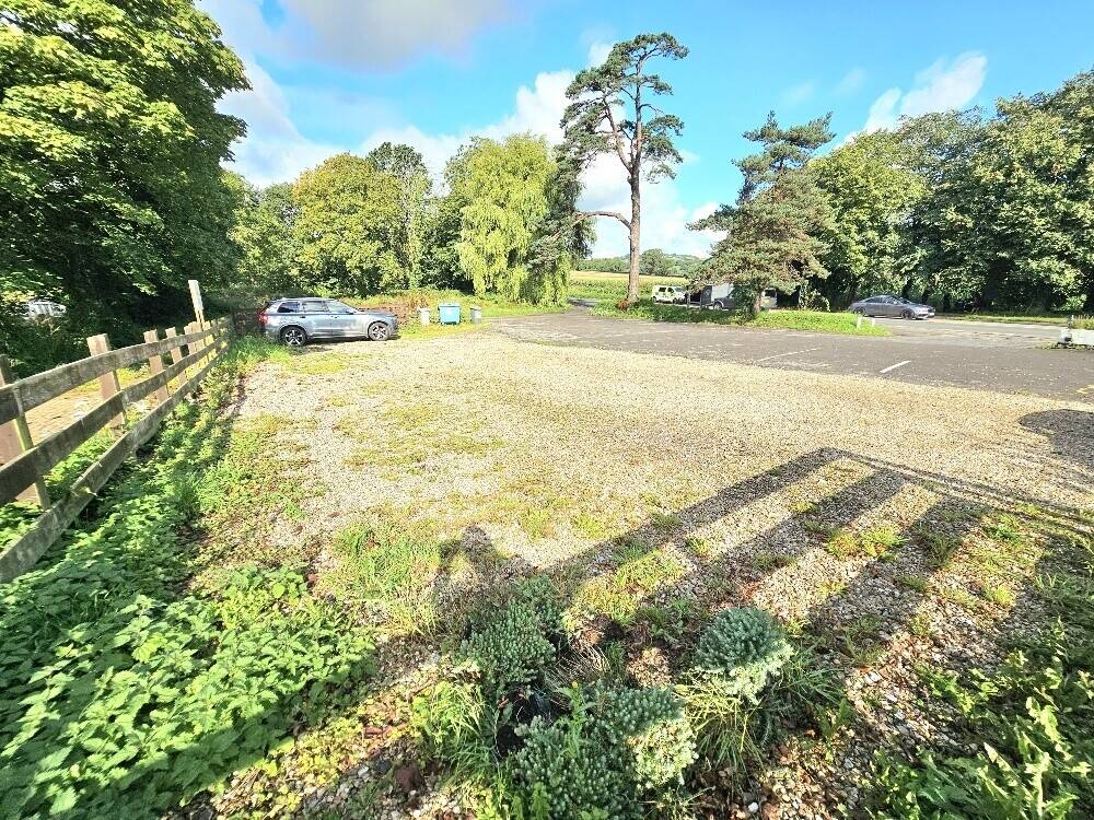 Well Presented Thatched Character Detached Devon Village Inn With 3 Bedroom Accommodation Photo 9