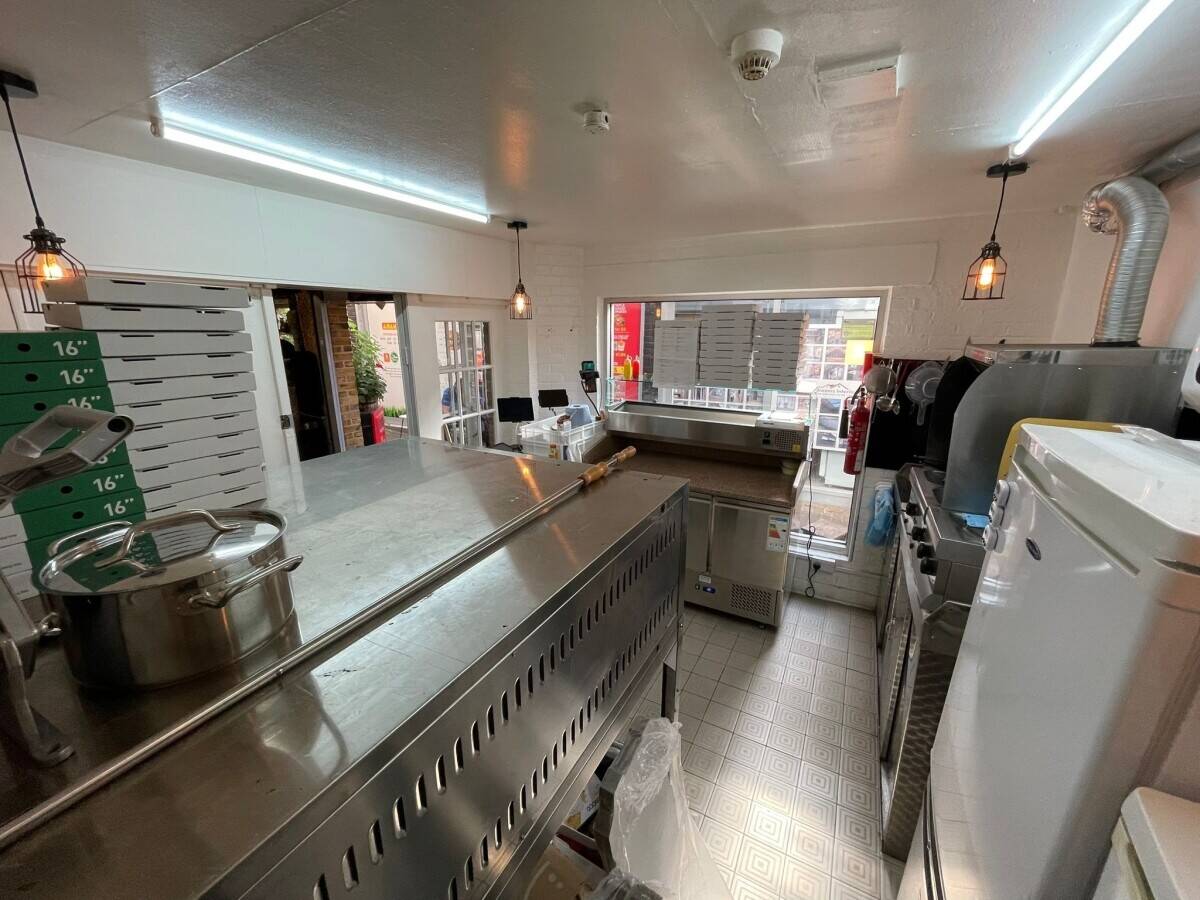 Italian Pizzeria For Sale in South Harrow, London 