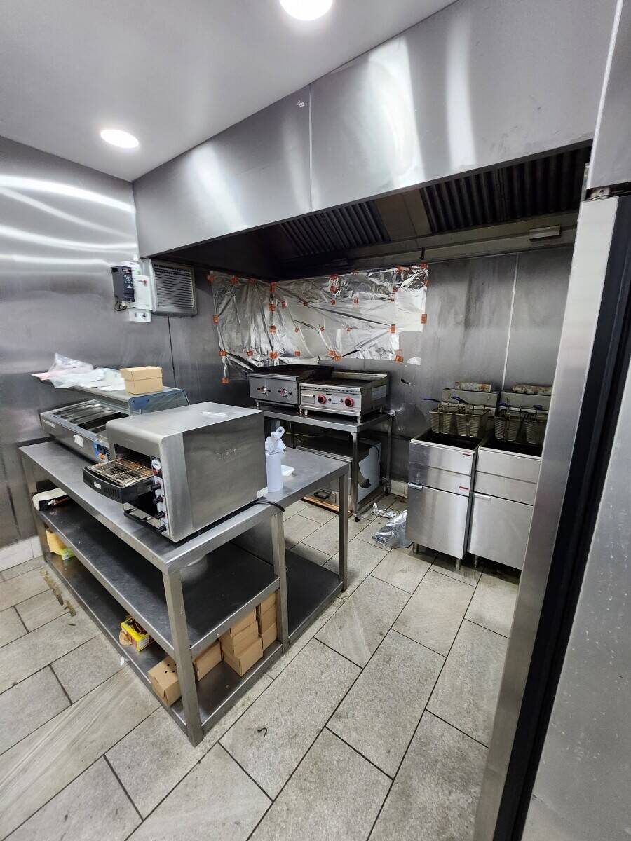 Burger/Desserts/Pizza Takeaway Business for Sale - Huge Potential Photo 9