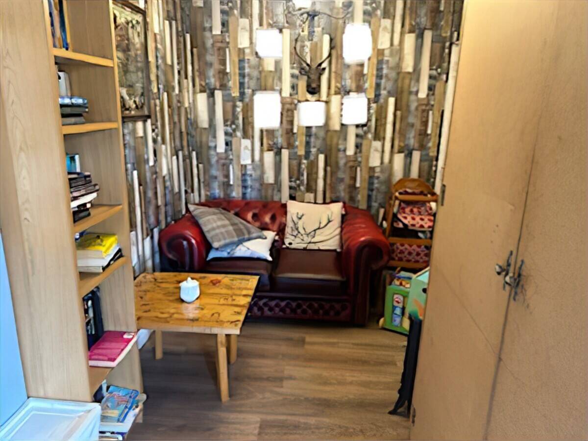 COFFEE SHOP WITH HUGE POTENTIAL FOR SALE IN VERY SOUGHT AFTER LOCATION IN TEESSIDE