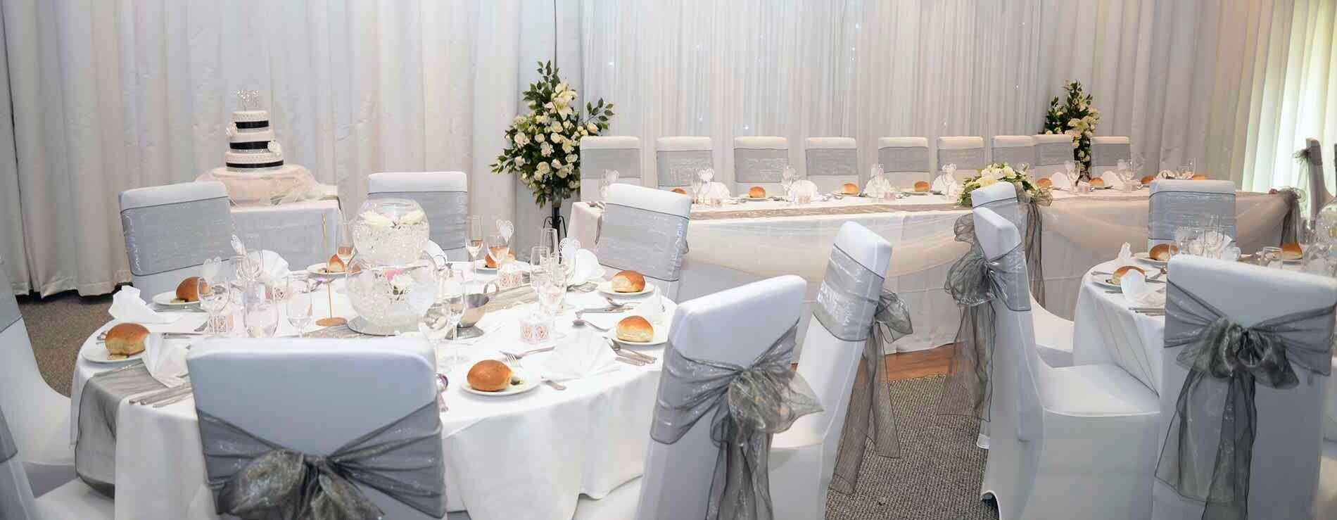 WEST GLAMORGAN (NEATH PORT TALBOT) - TOWN CENTRE 30 BEDROOM HOTEL