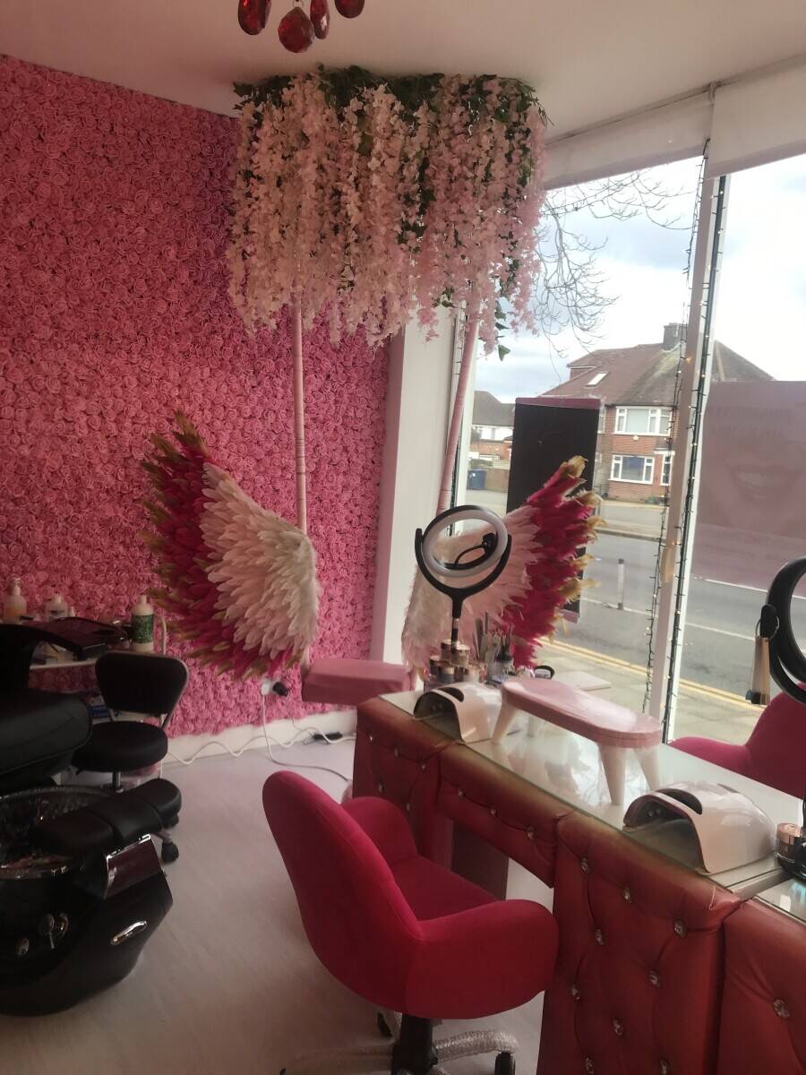 Nail bar and beauty salon 
