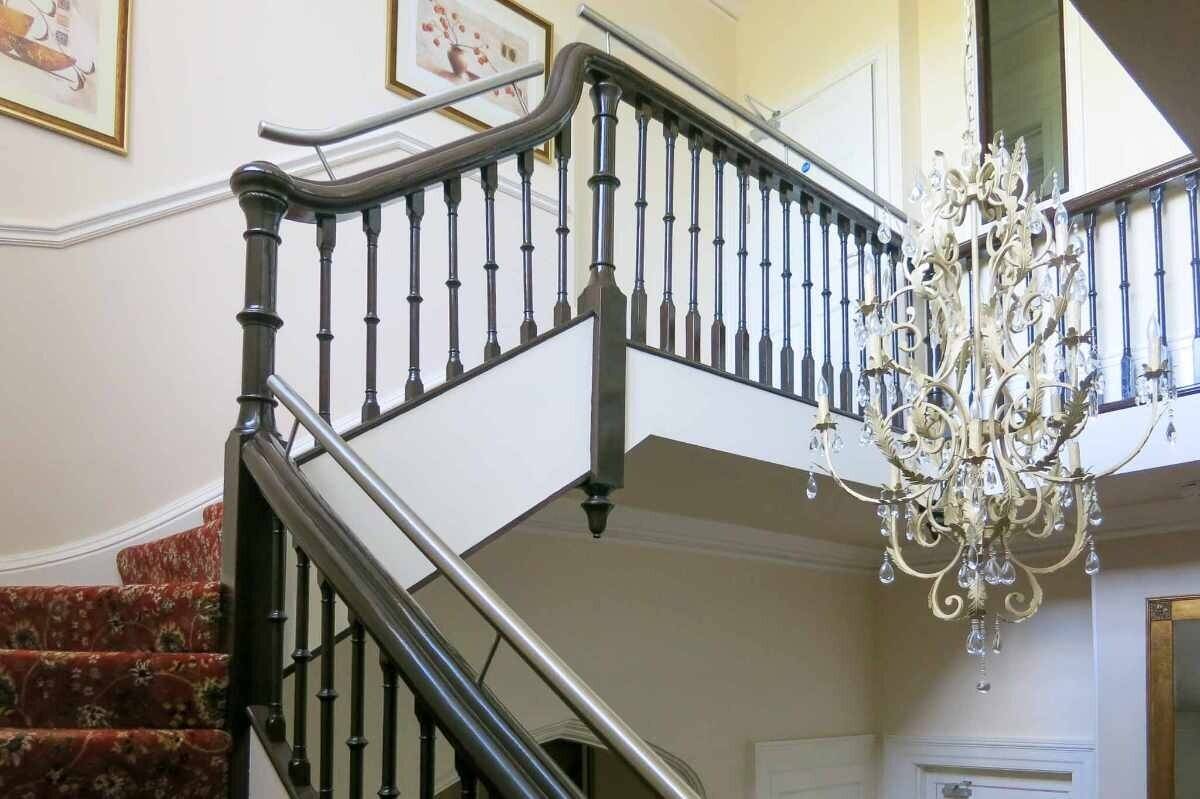 A beautiful & successful, period-styled 14-bedroom hotel