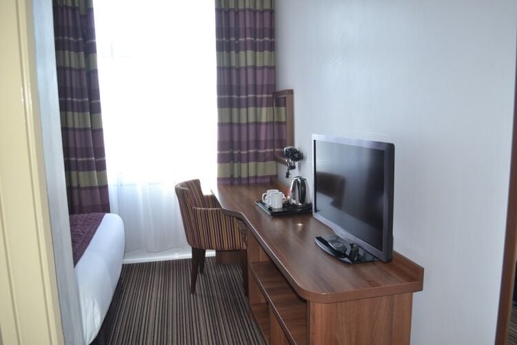 Hotel Investment Opportunity Photo 9