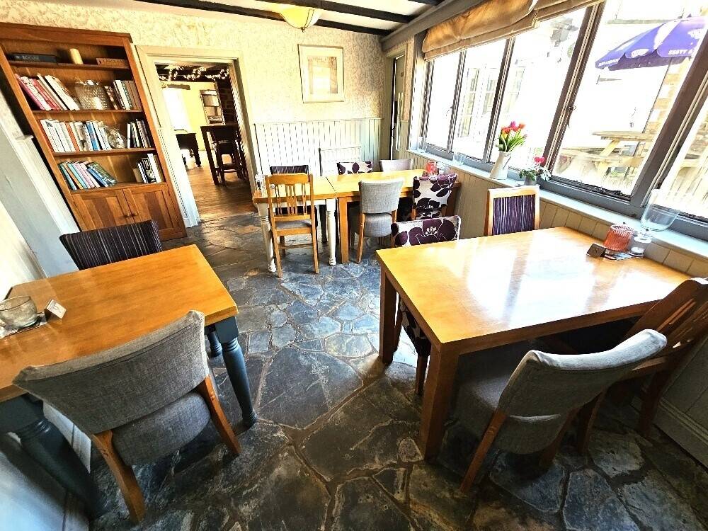 Impressive & Profitable High Turnover Devon Village Inn With 4 Letting Rooms & 3 Bed Accommodation