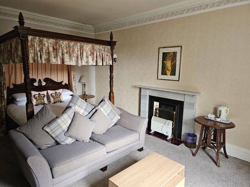The Clonyard House Hotel is a well established business, having been in same family for c. 50years. Photo 9