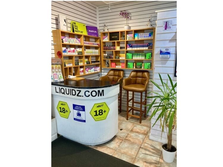 Popular & Growing Vape Store For Sale