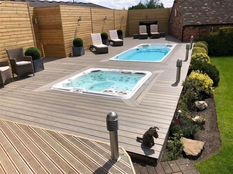INDEPENDENT HOT TUB/POOL SERVICE AND MAINTENANCE BUSINESS