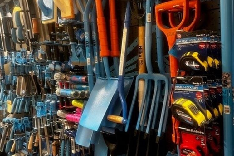 Hardware Store & Plumbing Suppliers - Lincs Photo 9