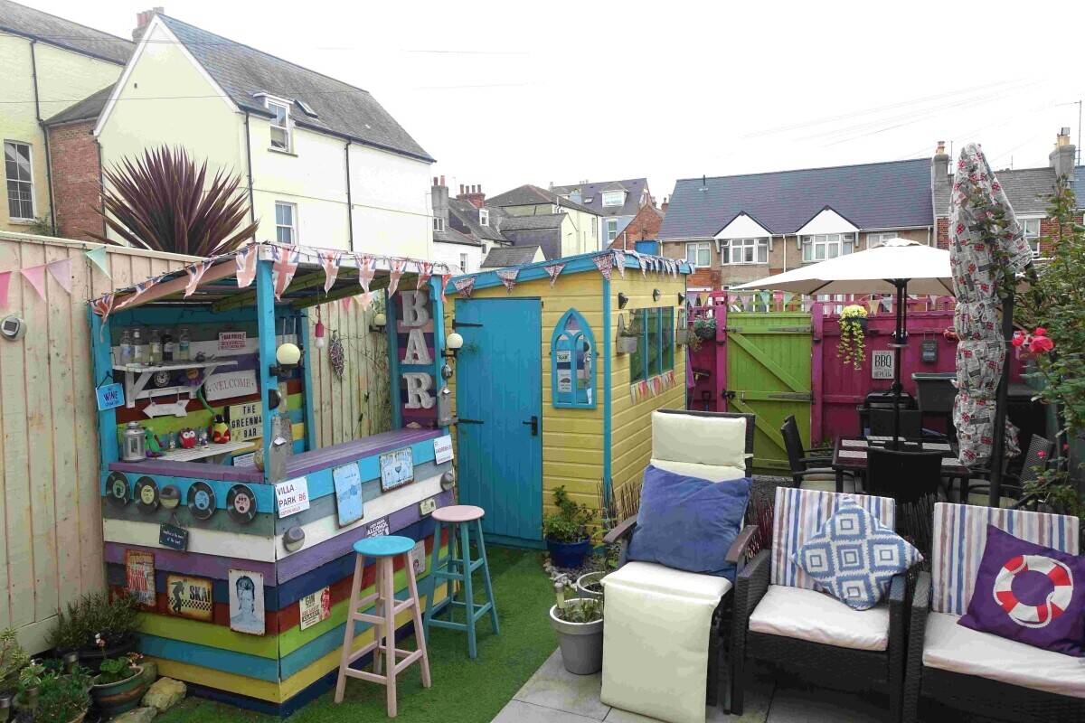Well Established Seaside Guest House with Rare Car Park Photo 9
