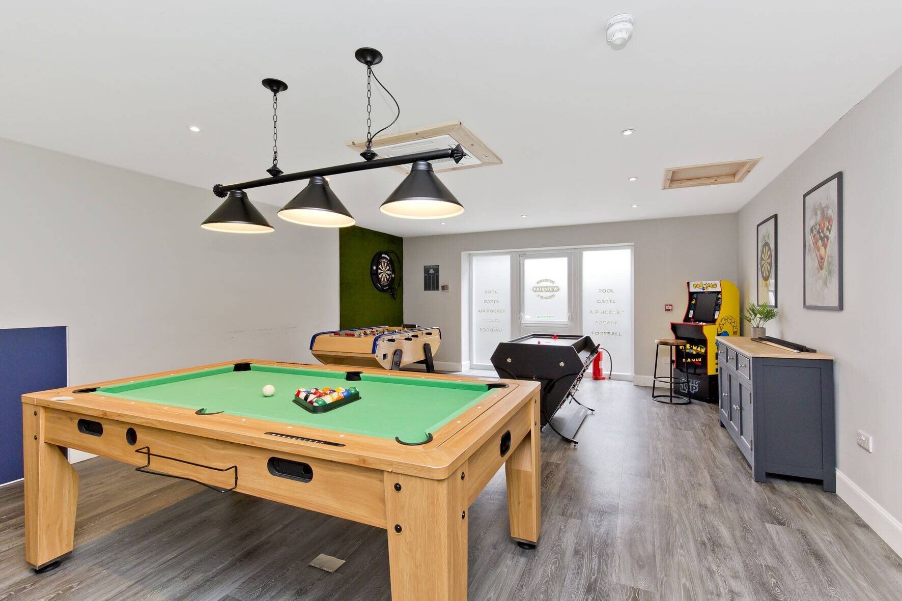 An outstanding luxury self-catering business with sumptuous owners/managers accommodation (ref 1691)