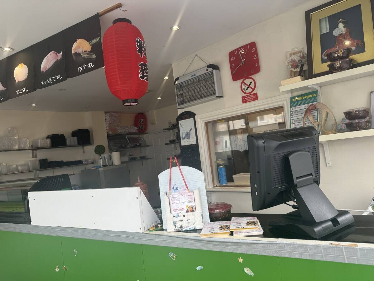 Japanese restaurant take away in Walton on Thames