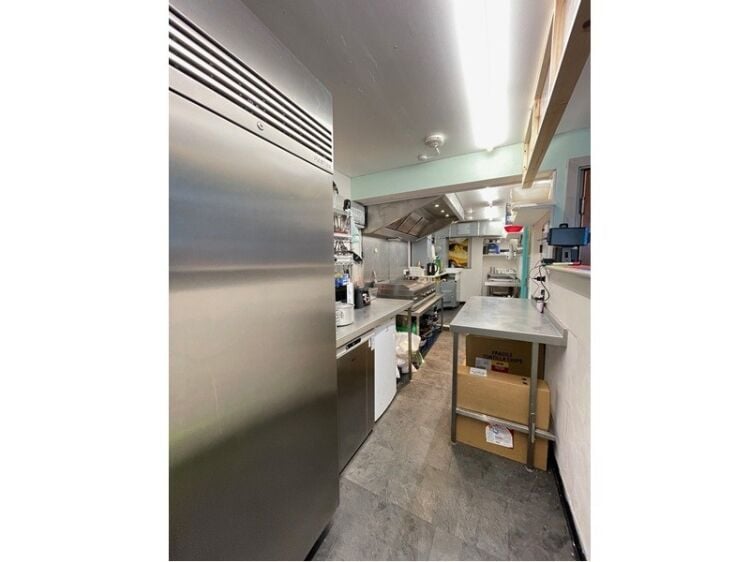 Popular & Thriving Mexican Restaurant For Sale