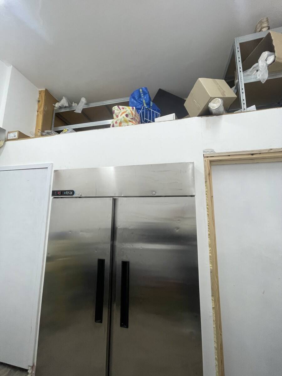 Established Cafe and Restaurant in Bletchley Photo 9