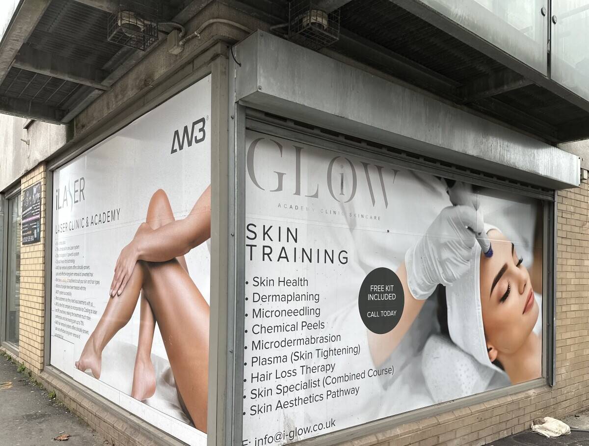 Established beauty salon Manchester Photo 9