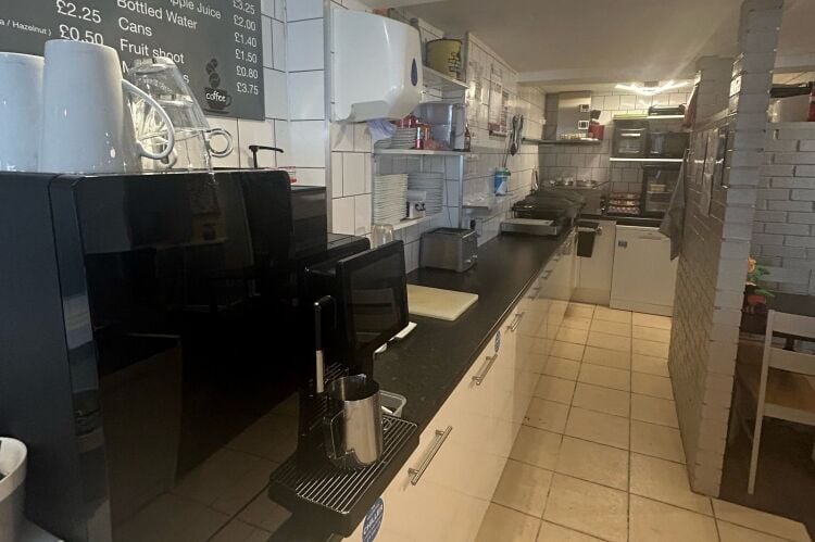 Busy Cafe - Princes Risborough Photo 9