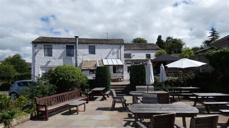 Licenced Trade, Pubs & Clubs For Sale in Keighley Photo 9