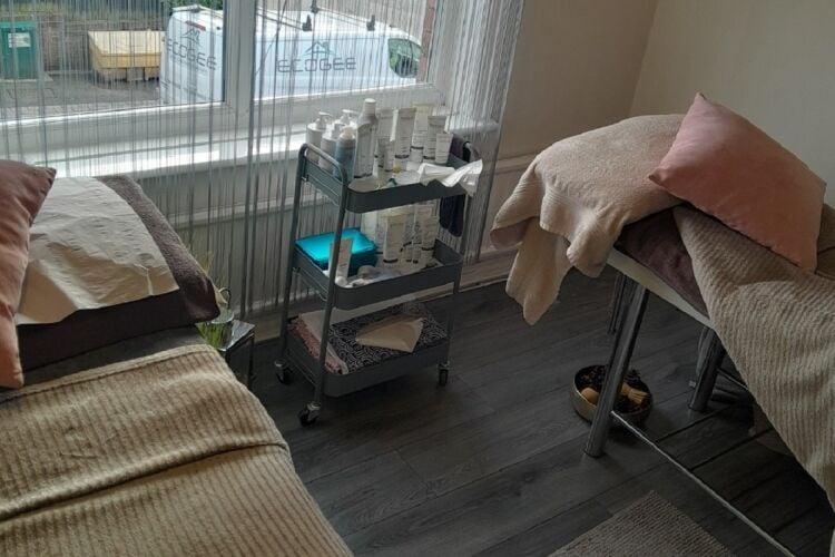 Health & Beauty Salon - St Helens Photo 9