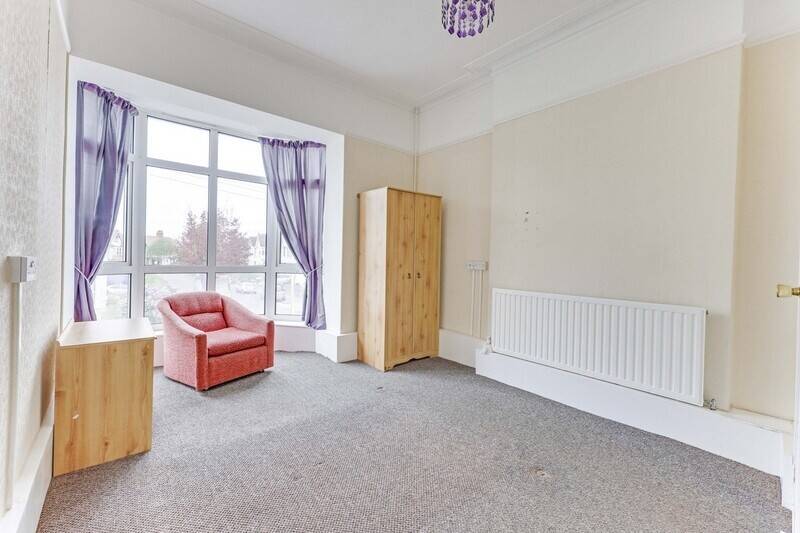 HOTEL / GUEST HOUSE & DEVELOPMENT OPPORTUNITY