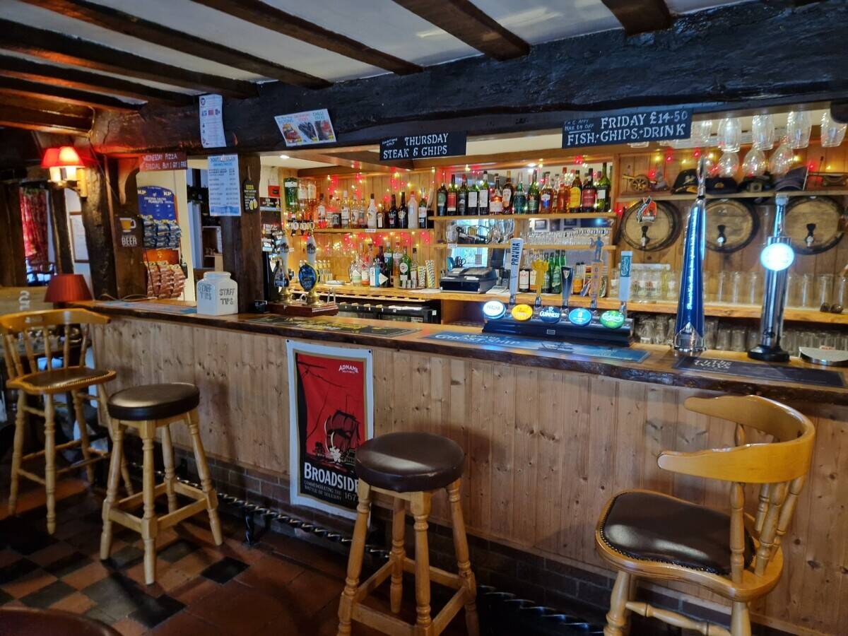 Freehold Public House and 46 cover Restaurant for sale Photo 9