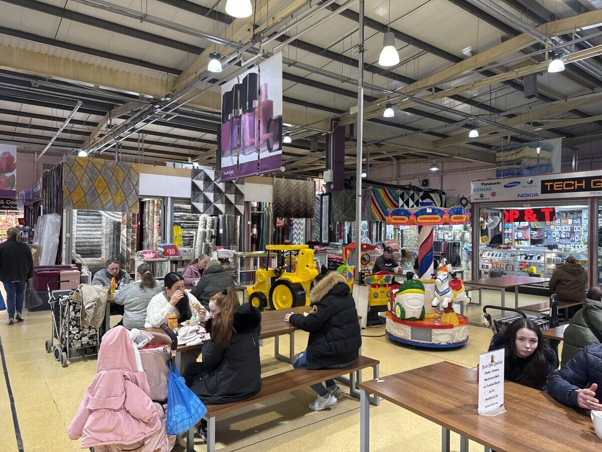 Busy Bedding & Homeware Shop in Busy Gorton Market Photo 9