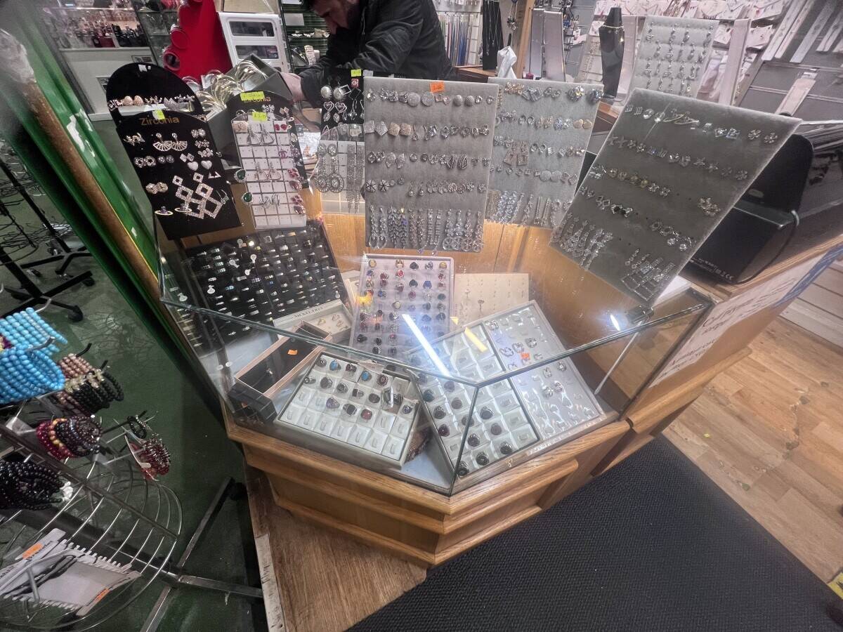 Fashion Jewellery Shop for Sale
