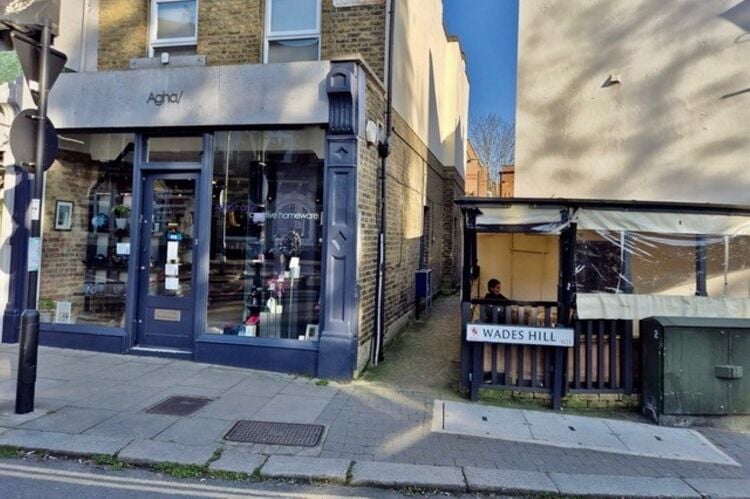 Established Homeware Store - Winchmore Hill Photo 9