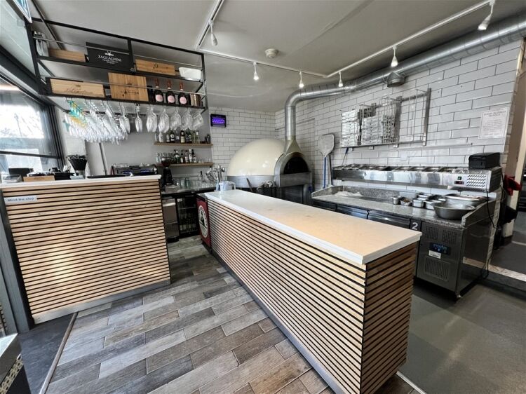 Restaurants For Sale in Leeds Photo 9